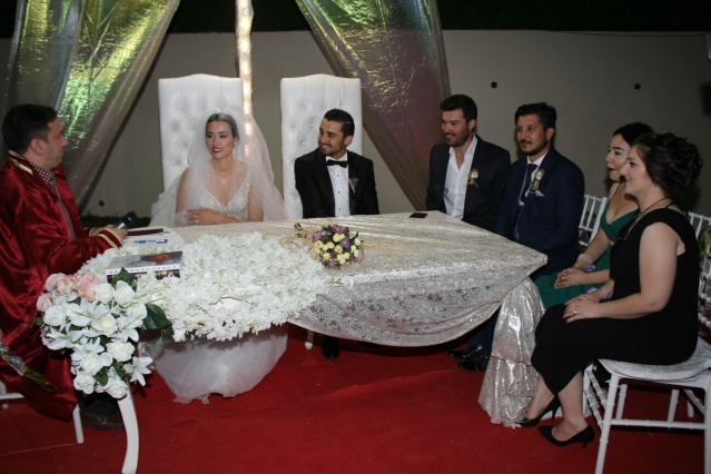 MASAL GİBİ BİR DÜĞÜN