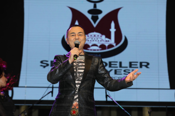 SERDAR ORTAÇ ŞEHZADELER’İ MEST ESTİ