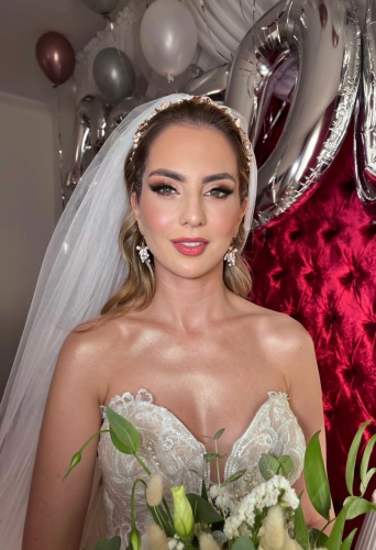 ASLIHAN VE AHMET CAN HAYALLERİNE KAVUŞTU