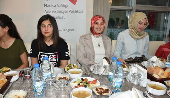 VALİ GÜVENÇER’DEN BABA ŞEFKATİ