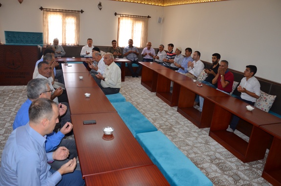 SELÇUK ÖZDAĞ TAZİYELERİ KABUL ETTİ