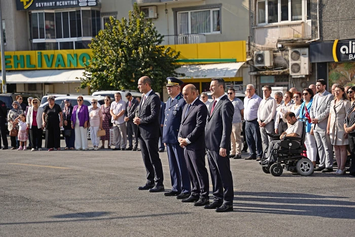 AKHİSAR’IN KURTULUŞ GÜNÜ COŞKUYLA KUTLANDI
