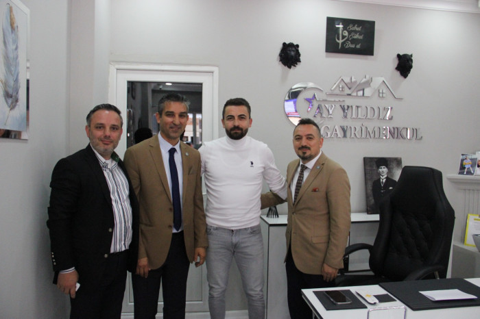 İYİ PARTİLİ ERYILMAZ ŞEHZADELER’E ÇIKARMA YAPTI