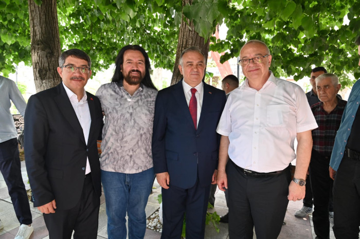 BAŞKAN ERGÜN YEŞİLTEPE CADDESİ’NDEKİ ÇALIŞMALARI İNCELEDİ