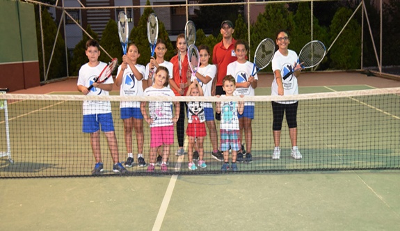 YUNUSEMRE'DE YAZ OKULLARI