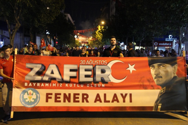 Volkan Konak hem coştu hem coşturdu