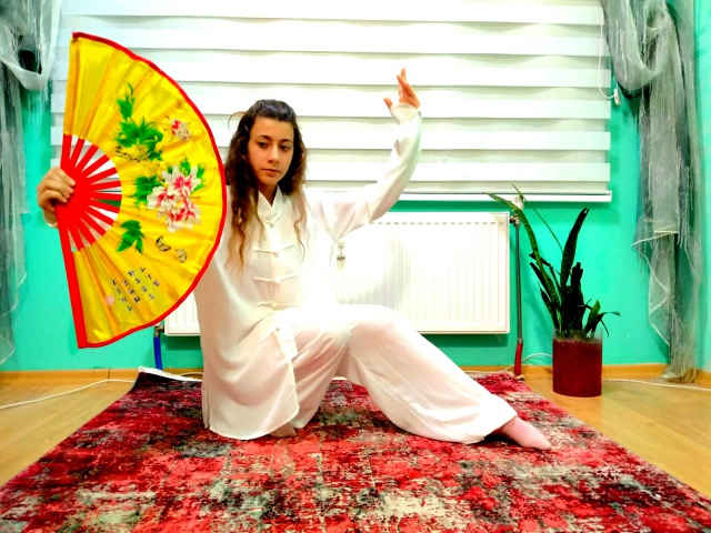 ÖZLEM ŞAHİN İLE KARANTİNA GÜNLÜKLERİ