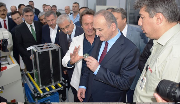 BİLİM SANAYİ VE TEKNOLOJİ BAKANI   FARUK ÖZLÜ MANİSA'DA