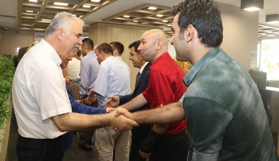 BÜYÜKŞEHİR BAYRAMLAŞTI