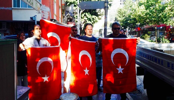 DARBE GİRİŞİMİNE MANİSA'NIN TEPKİSİ