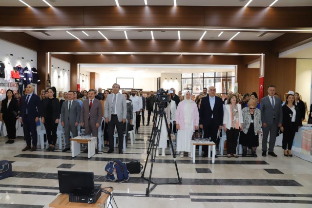 “MANİSA SEPETİ” TANITIM SERGİSİ 17 İLÇENİN KATILIMIYLA GERÇEKLEŞTİRİLDİ