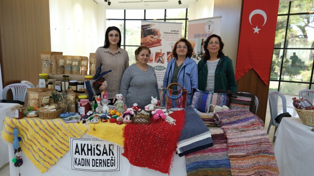 “MANİSA SEPETİ” TANITIM SERGİSİ 17 İLÇENİN KATILIMIYLA GERÇEKLEŞTİRİLDİ