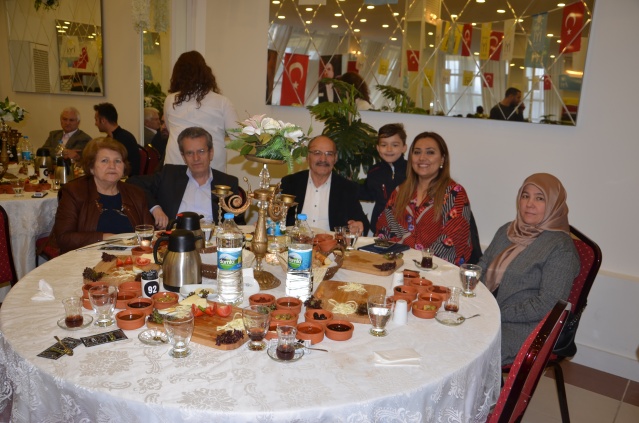 İYİ PARTİ CAFE 236'DA BULUŞTU