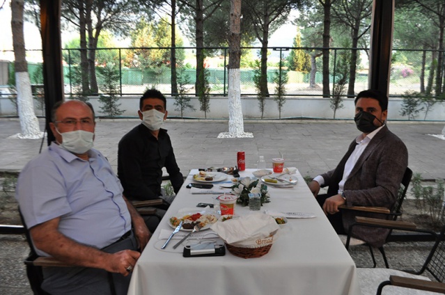 Necip Yemenici’nin Veda Yemeği Cafe 236 Lounge’da Gerçekleştirildi