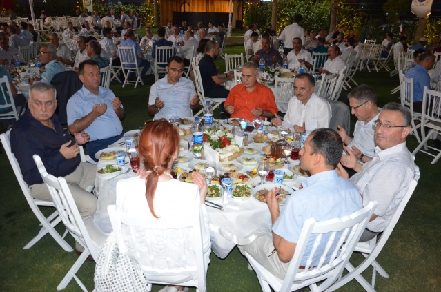 BORSA MANİSA’YI İFTARDA BULUŞTURDU