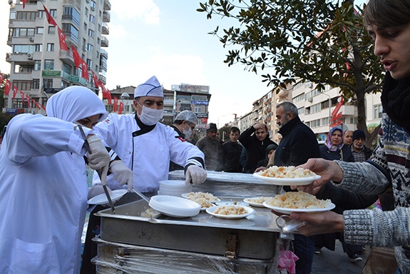 44 ŞEHİT DUALARLA ANILDI