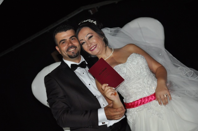 BİRBİRLERİNE ‘BENİ ÇOK SEV’ DEDİLER