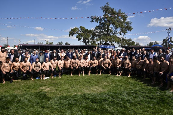 ER MEYDANI YUNTDAĞI’NDA KURULDU