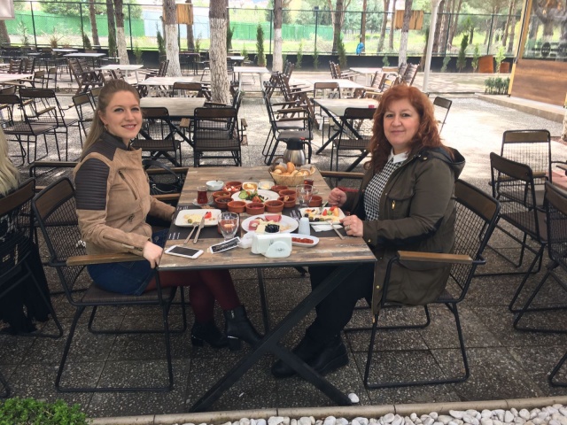 CAFE 236'NIN KIŞI AYRI BAHARI AYRI GÜZEL