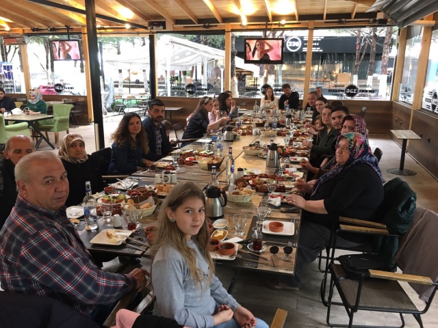 CAFE 236'NIN KIŞI AYRI BAHARI AYRI GÜZEL