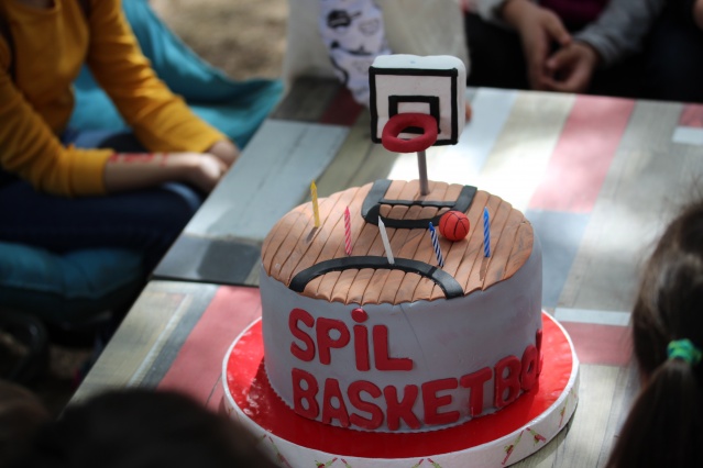 CAFE 236'DA ÇOCUKLAR GÖNÜLLERİNCE EĞLENDİ