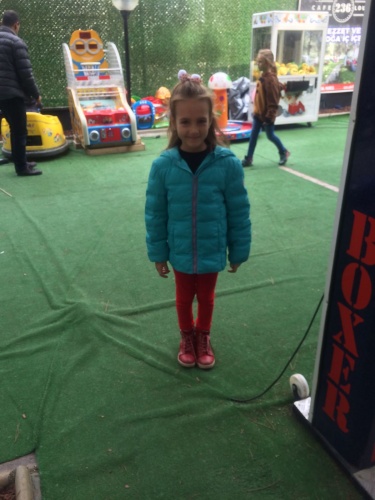 HANEDAN ÇEYİZ'DE KISA BİR GEZİNTİ...