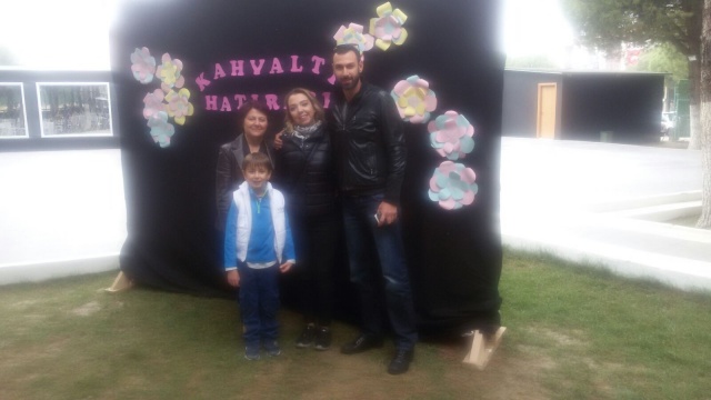 HANEDAN ÇEYİZ'DE KISA BİR GEZİNTİ...