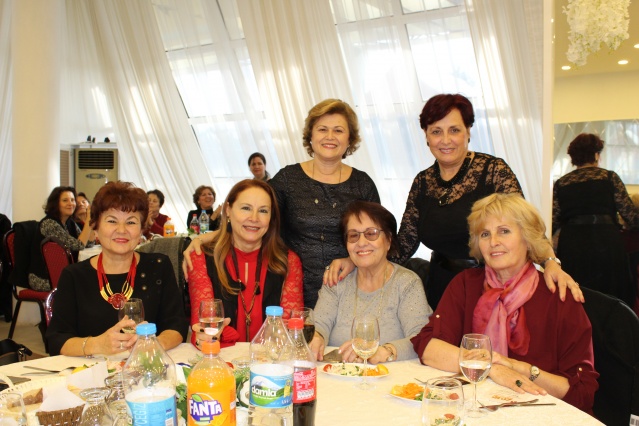 ERDİNÇ TİCARET'TEN ANNELER GÜNÜ ORGANİZASYONU