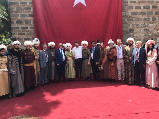 YAĞMUR GİBİ MESİR YAĞDI