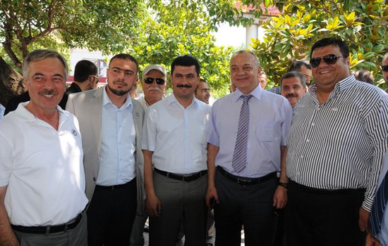 MHP, CEMİL &Ccedil;&Ouml;LL&Uuml;'Y&Uuml; ANDI 