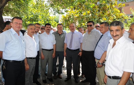 MHP, CEMİL &Ccedil;&Ouml;LL&Uuml;'Y&Uuml; ANDI 