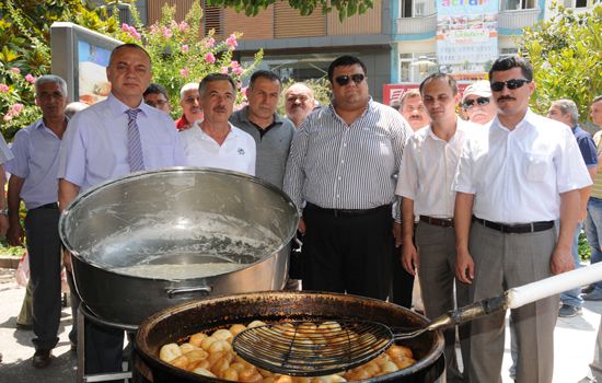 MHP, CEMİL &Ccedil;&Ouml;LL&Uuml;'Y&Uuml; ANDI 