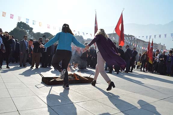 MANİSA'DA NEVRUZ COŞKUSU