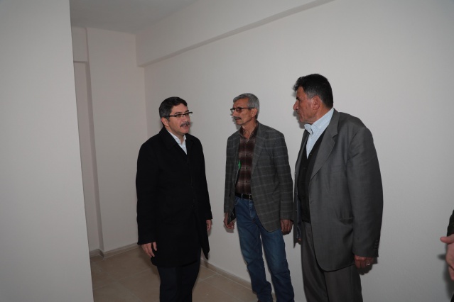 ŞEHZADELER BELEDİYESİ’NDEN ÖNCE AÇILIŞ SONRA İFTAR