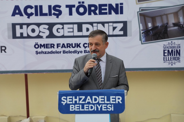 ŞEHZADELER BELEDİYESİ’NDEN ÖNCE AÇILIŞ SONRA İFTAR
