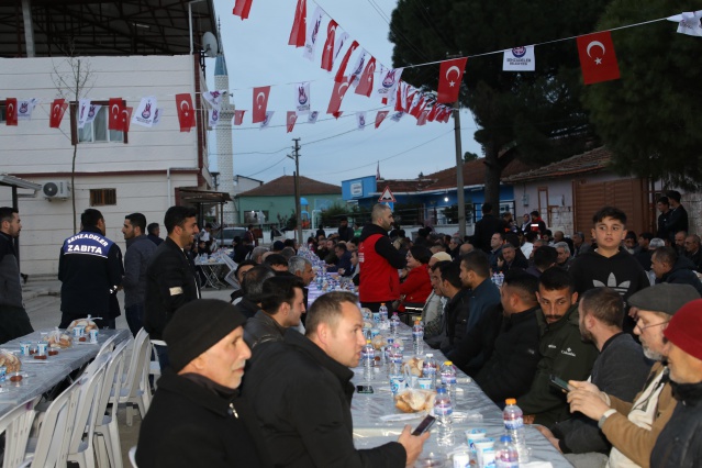 ŞEHZADELER BELEDİYESİ’NDEN ÖNCE AÇILIŞ SONRA İFTAR
