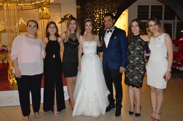 DUYGU GELECEĞE UMUTLA BAKTI