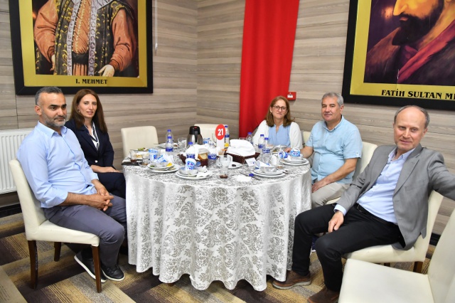 EMNİYET TEŞKİLATI VE PROTOKOLÜ BULUŞTURAN İFTAR