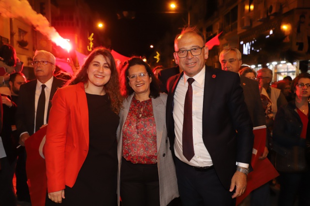 TURGUTLU’DA GÖRKEMLİ 19 MAYIS KUTLAMASI