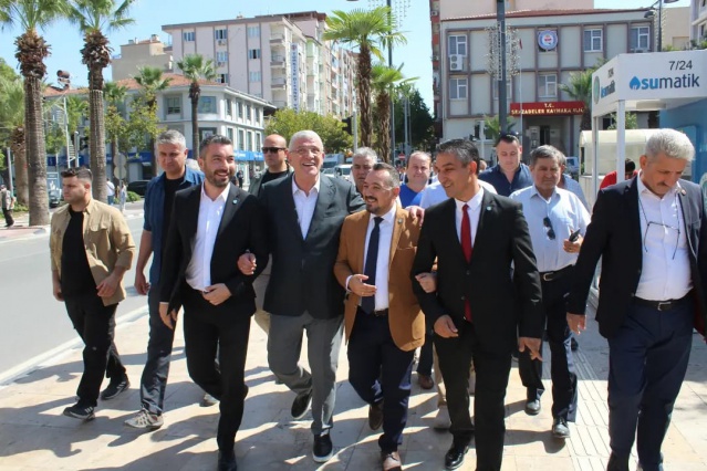 İYİ PARTİLİ DERVİŞOĞLU'NDA MANİSA ÇIKARMASI