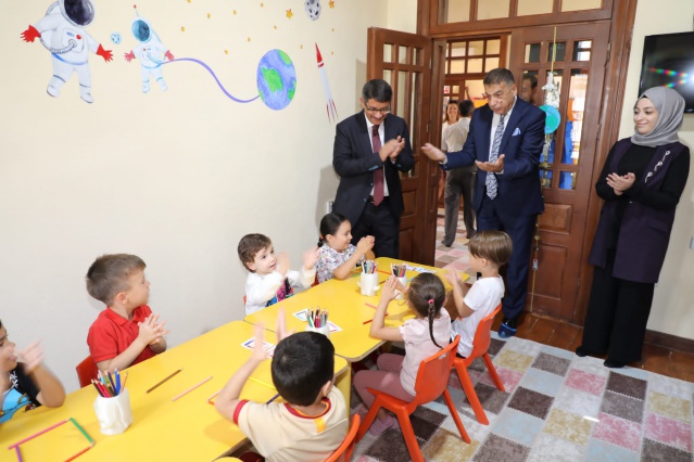 BAŞKAN ÇELİK, ETV’DE YUMRUKAYA’NIN KONUĞU OLDU