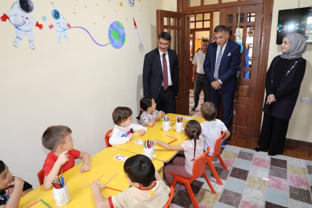 BAŞKAN ÇELİK, ETV’DE YUMRUKAYA’NIN KONUĞU OLDU