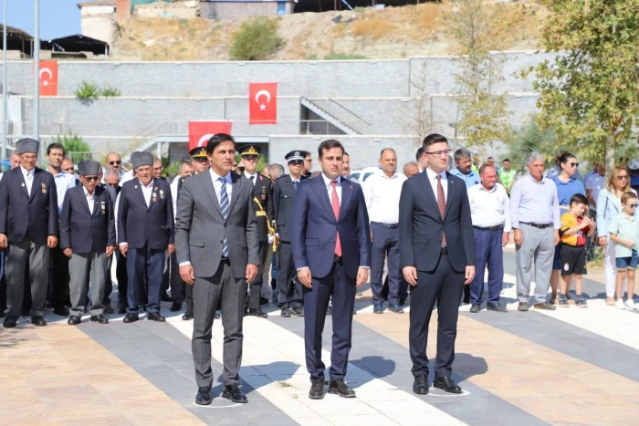 MANİSA İLÇELERİNDE 30 AĞUSTOS COŞKUSU   