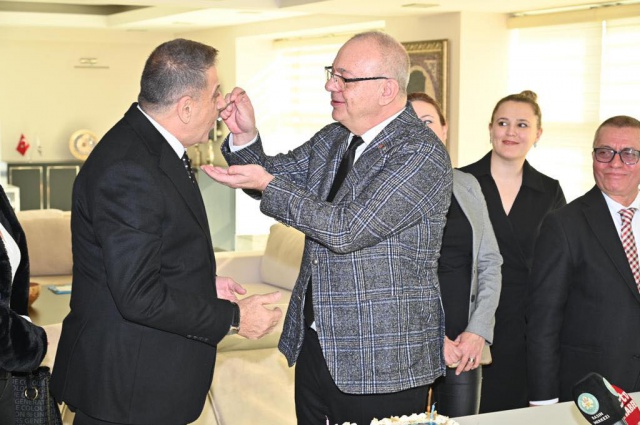 YUMRUKAYA, BAŞKAN ERGÜN’Ü ZİYARET ETTİ