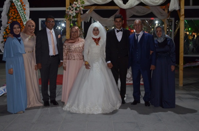 BURAK İLE YAĞMUR  ERDİ MURADINA