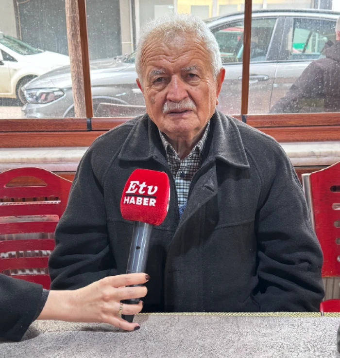 MANİSA'NIN G&Ouml;BEĞİNDE TEHLİKE SA&Ccedil;AN HARABE