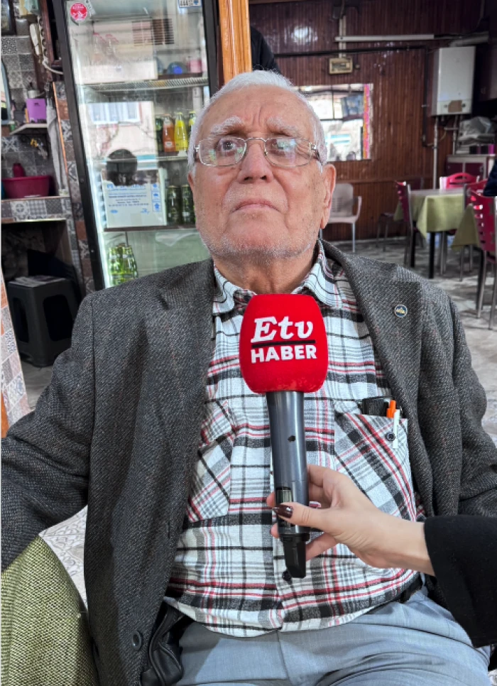 MANİSA'NIN G&Ouml;BEĞİNDE TEHLİKE SA&Ccedil;AN HARABE