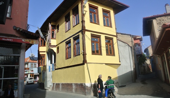 Fotoğraf Dostları 'Kula'yı Fotoğrafladı