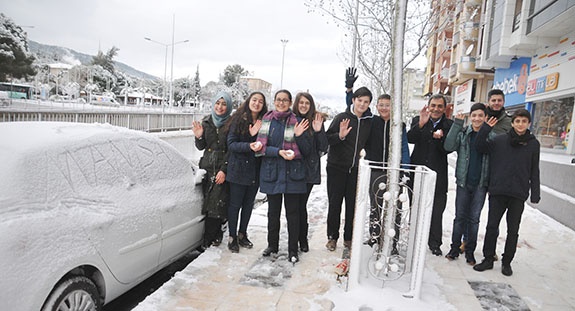 MANİSA'DAN KAR MANZARALARI