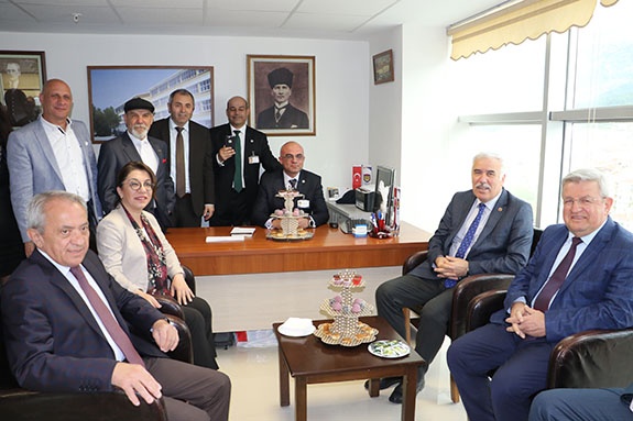 MANİSA LİSESİ MEZUNLARI DERNEĞİ